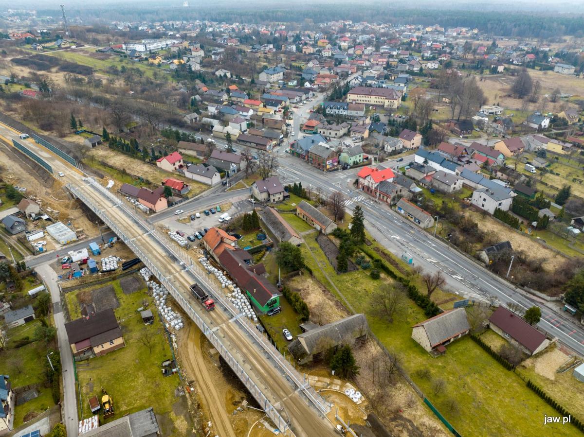 Prace przy budowie estakady w Jaworznie Byczynie wstrzymane
