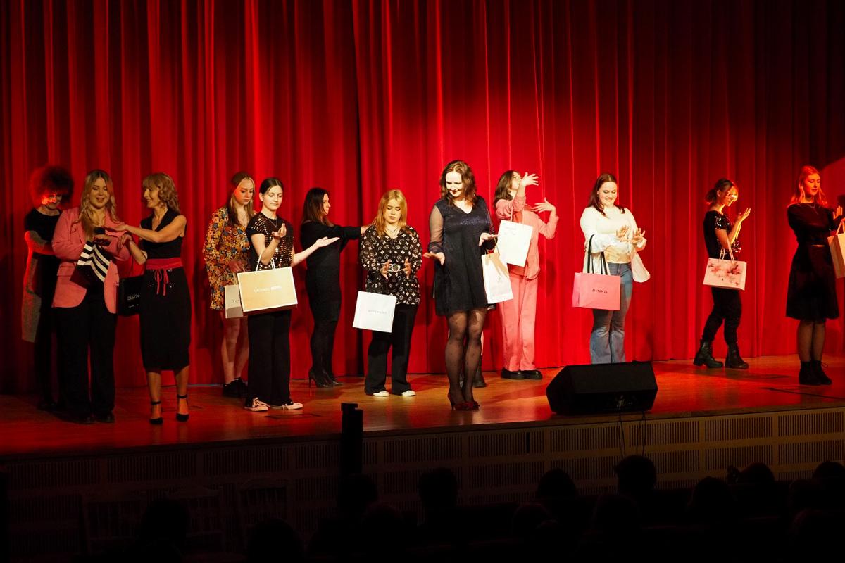 Teatr Oddzielny w spektaklu „Bajka dla dorosłych”