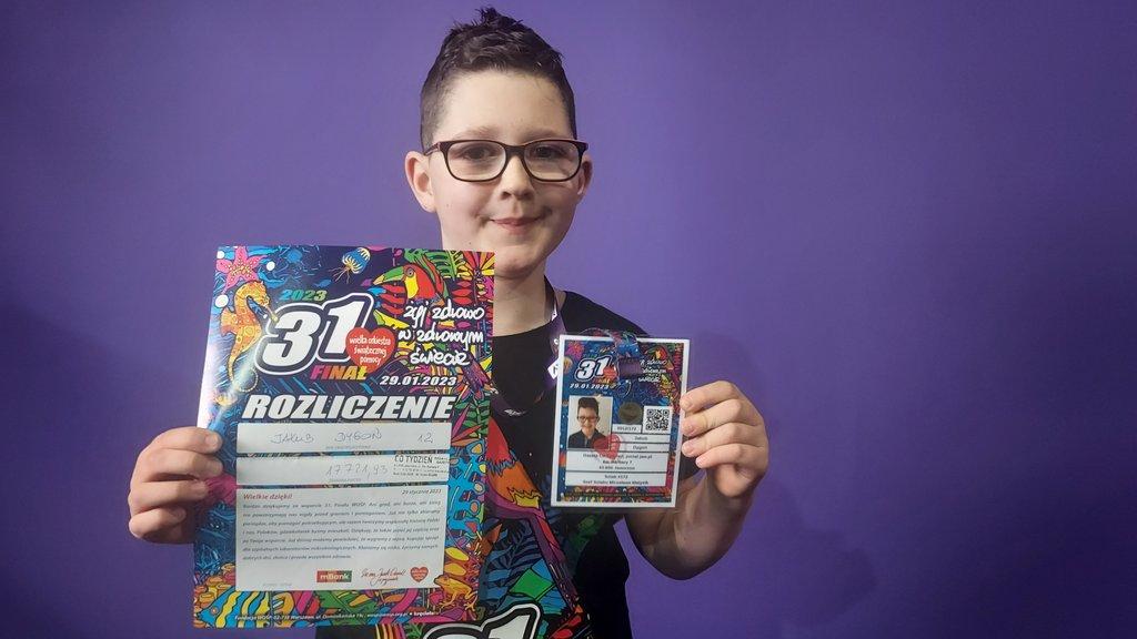 Wolontariusz Jakub Dygoń dziękuję za liczne datki i zapewnia, że będzie jeszcze lepiej