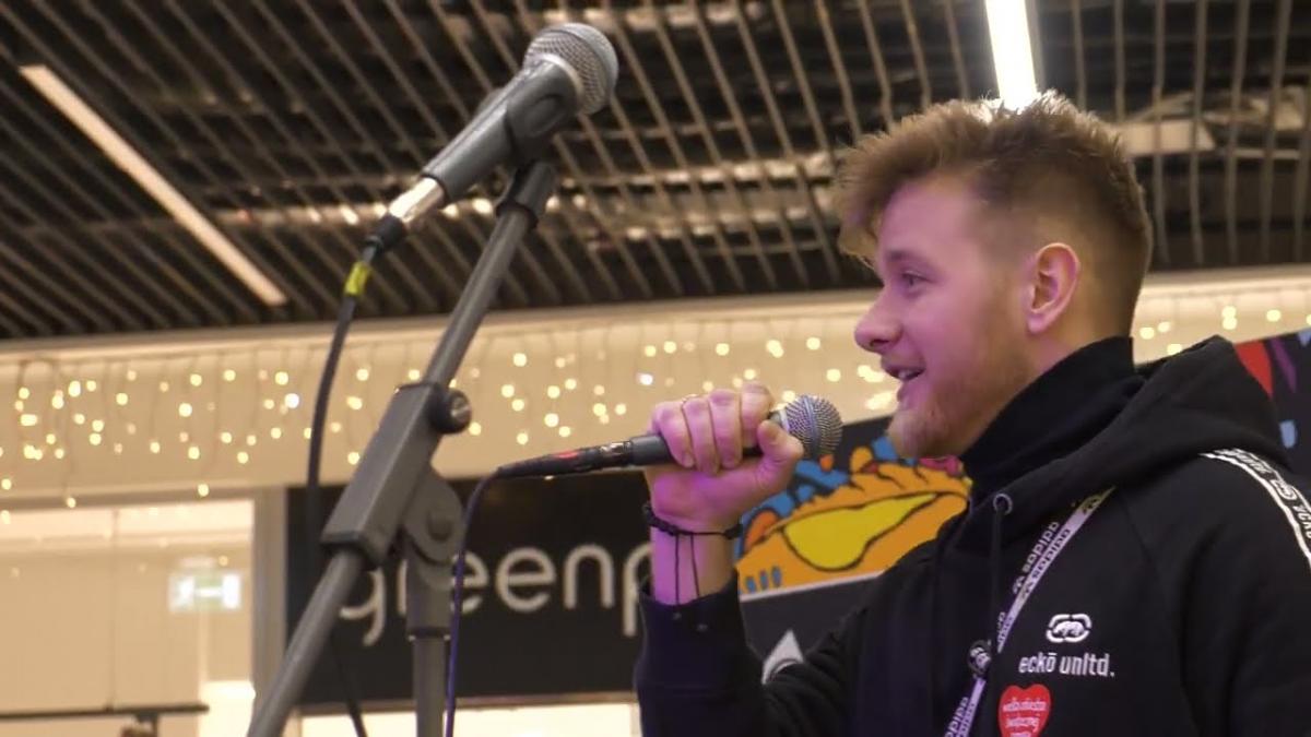 Raper Filip Langer z nowym materiałem podczas 31. Finału WOŚP