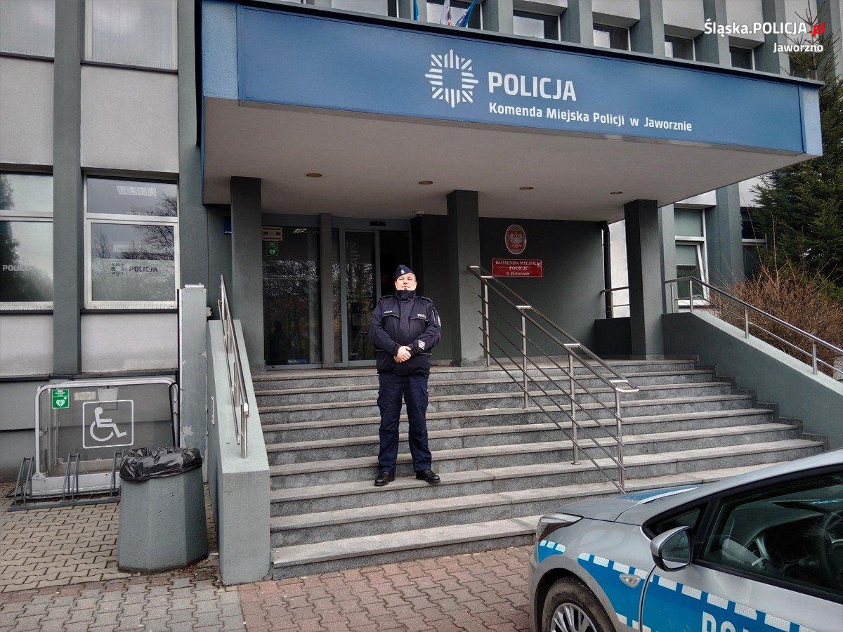 Będąc po służbie zatrzymał poszukiwanego 49-latka