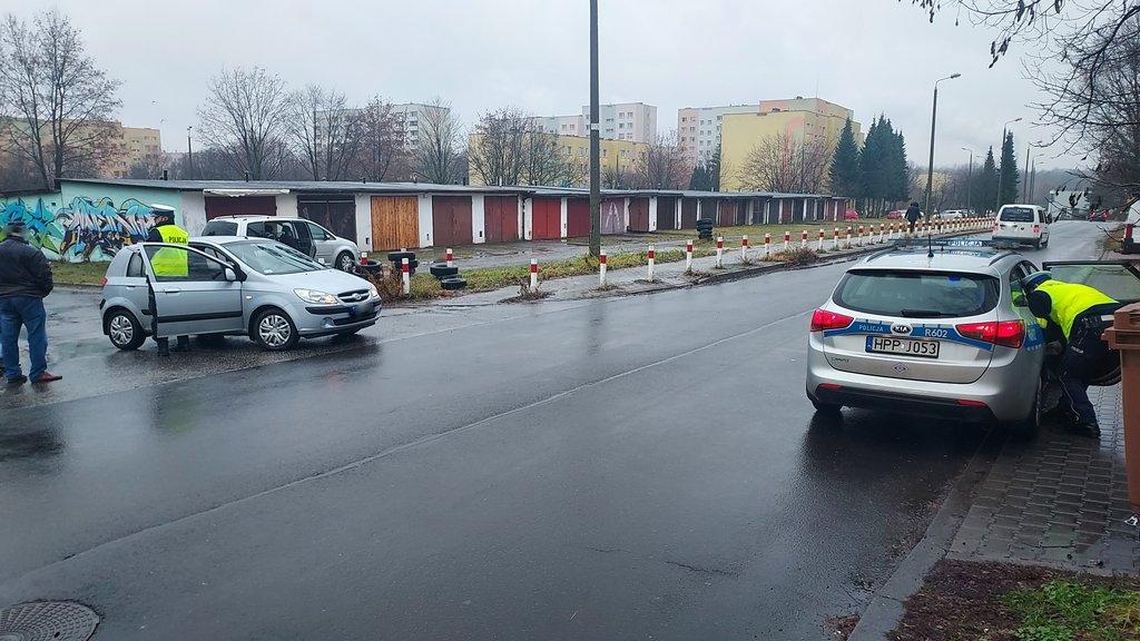 78-letni kierowca potrącił kobietę na Osiedlu Podłęże