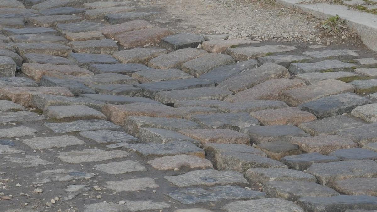 W autobusowych zatokach trzęsie jak diabli [list czytelniczki]