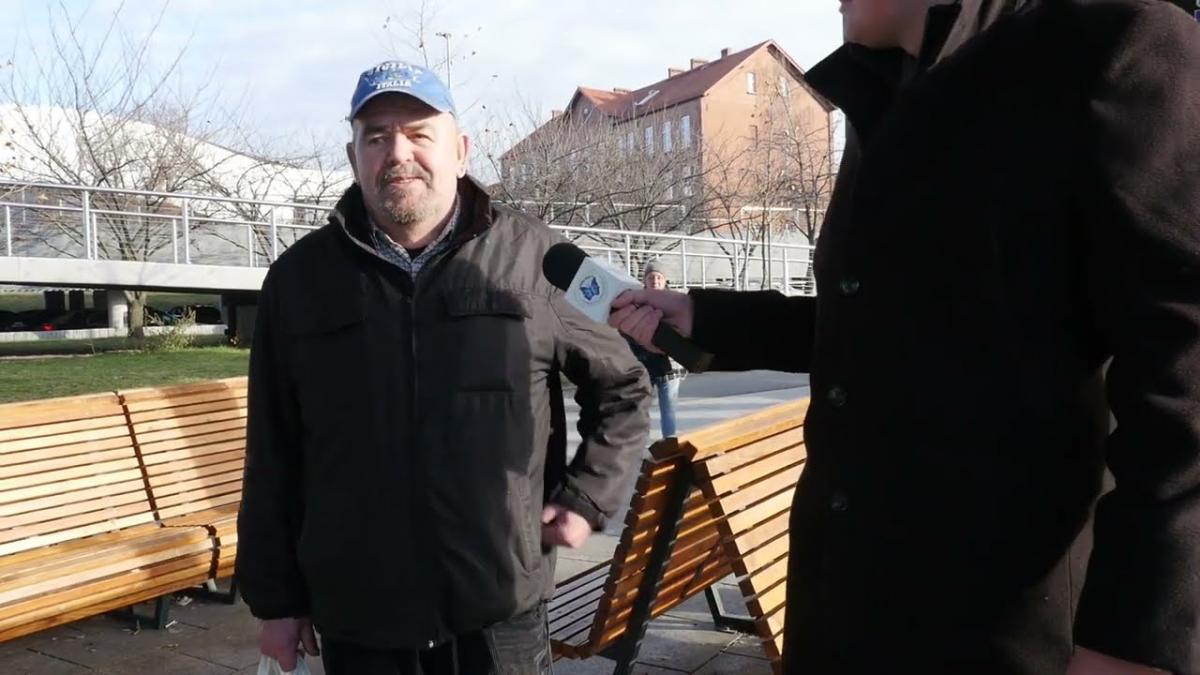 Mieszkańcy chcieliby, aby powstała poczekalnia na przystanku w Centrum
