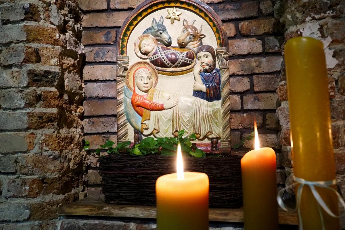 Świąteczne życzenia od ks. Mirosława Toszy i Wspólnoty Betlejem