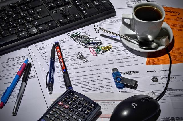 Program do wystawiania faktur vat - komu jest potrzebny i jaki wybrać?
