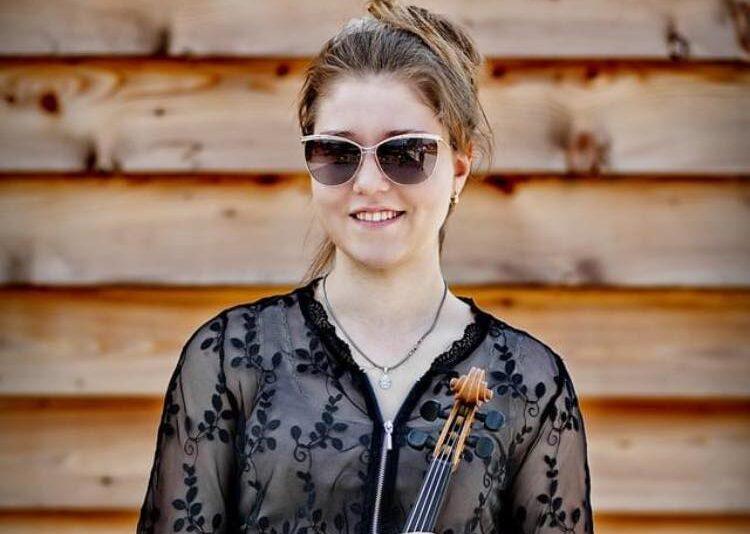 Emila Szłapa zagrała pierwszy koncert z NOSPR