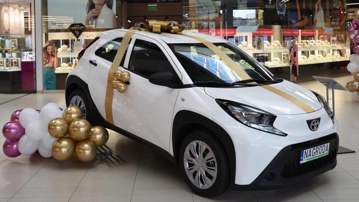 W Galenie można wygrać Toyotę Aygo X