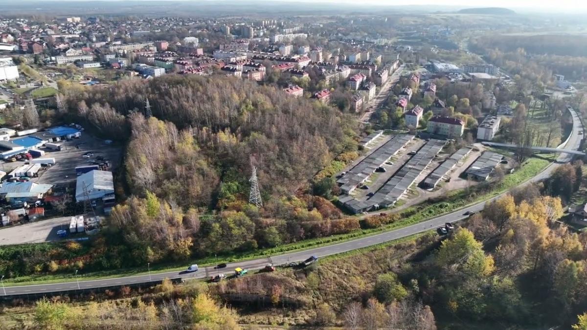 Utrudnienia w ruchu przy ulicy Jana Pawła II - remont nawierzchni