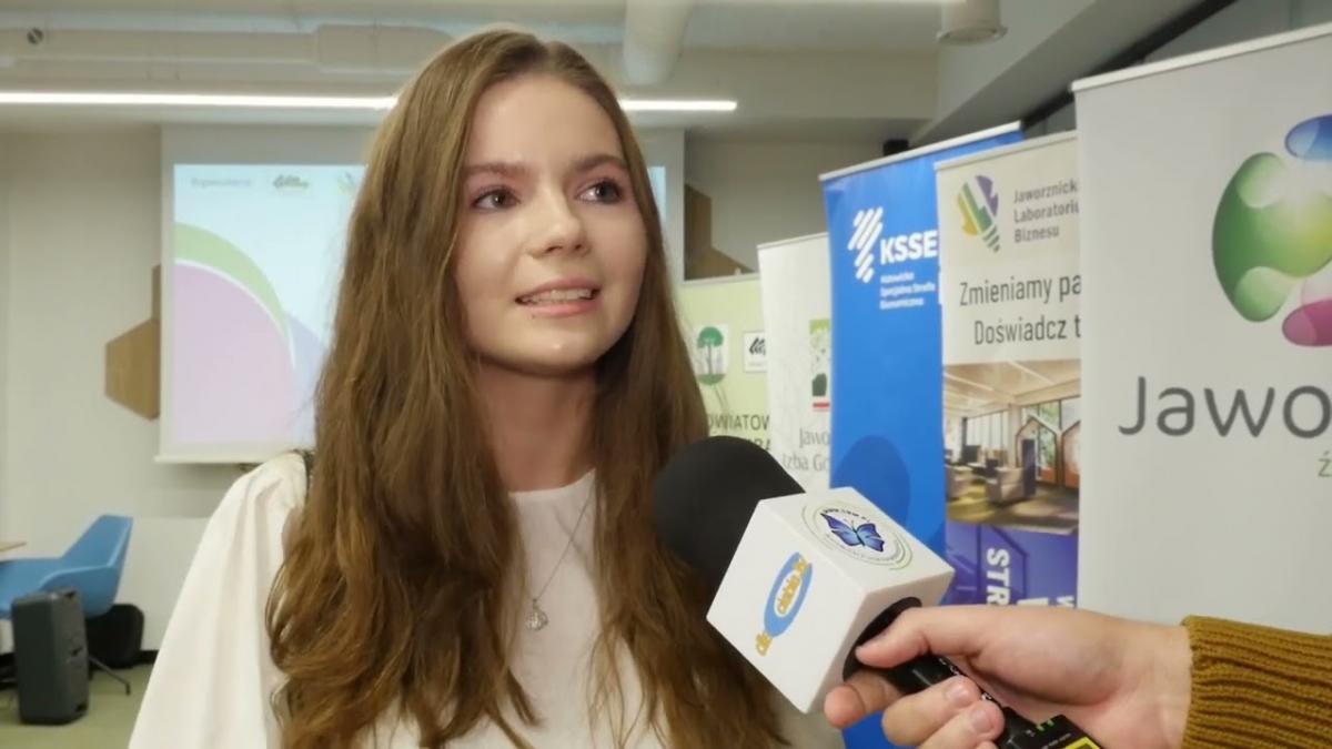 2. dzień VI edycji Jaworznickigo Dnia Biznesu — młodzież zaprezentowała swoje pomysły na biznes