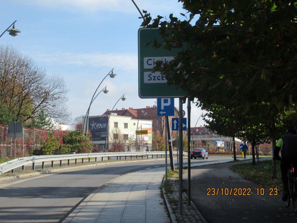 Nie widać znaków na rondzie - list czytelnika