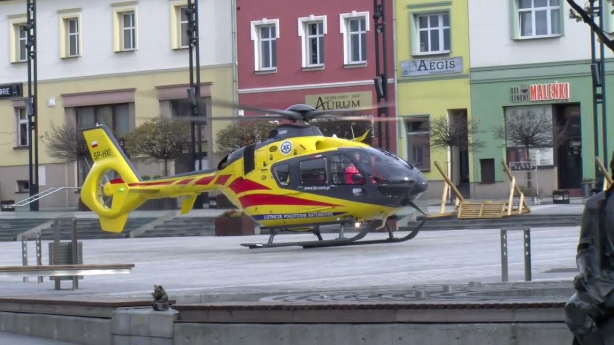 Helikopter LPR lądował na jaworznickim Rynku do 60-letniego mężczyzny