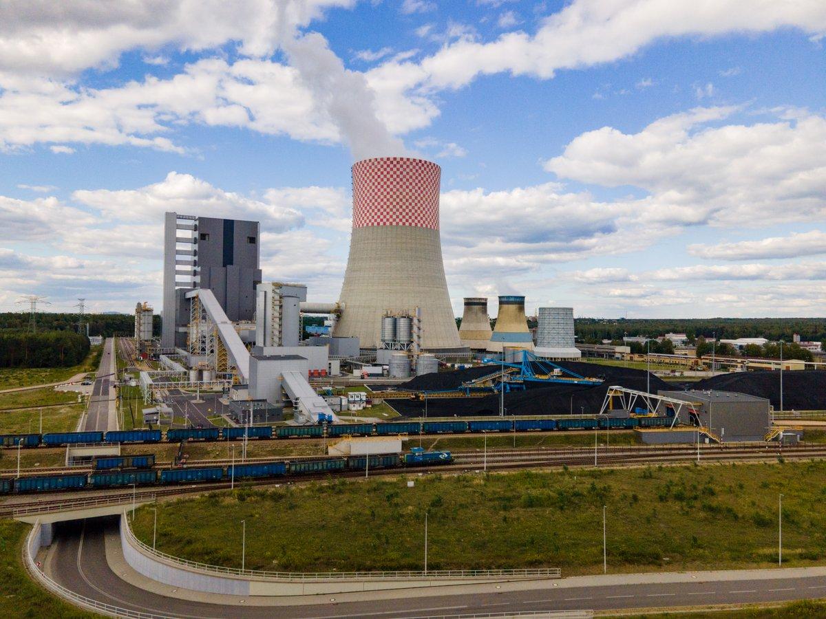 Blok 910 MW Elektrowni Jaworzno znów w sieci