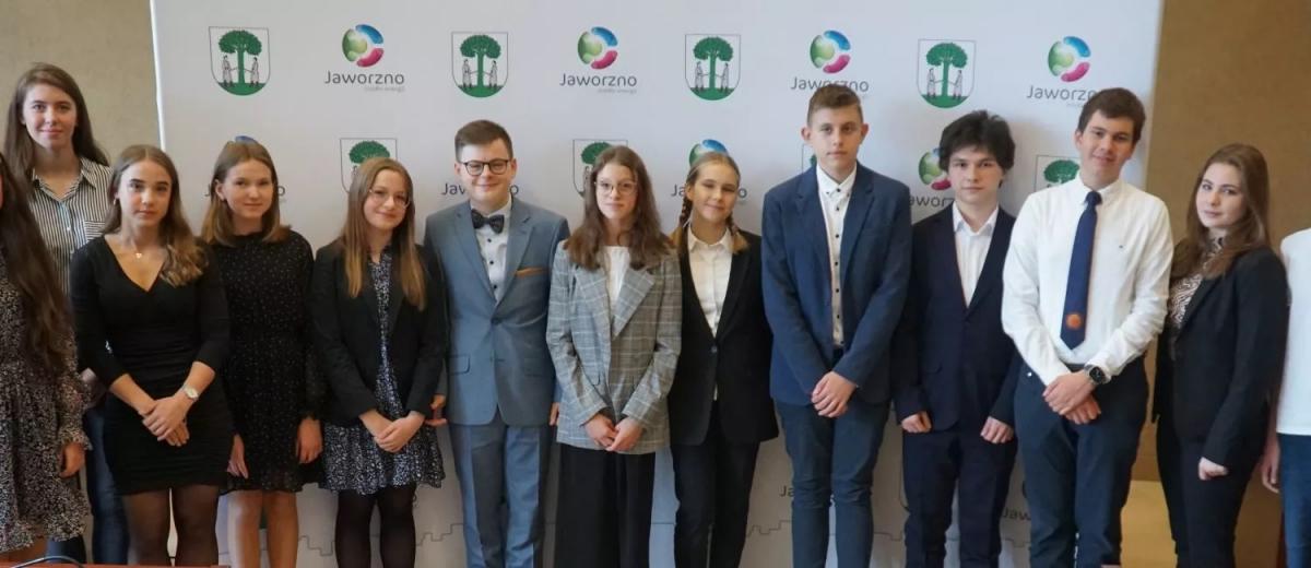 Stypendia dla najlepszych uczniów w mieście przyznane