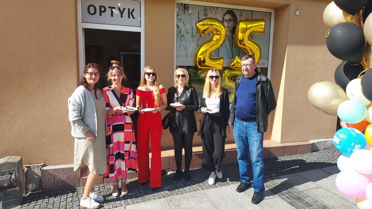Optyk na Rynku w Jaworznie obchodzi 25-lecie