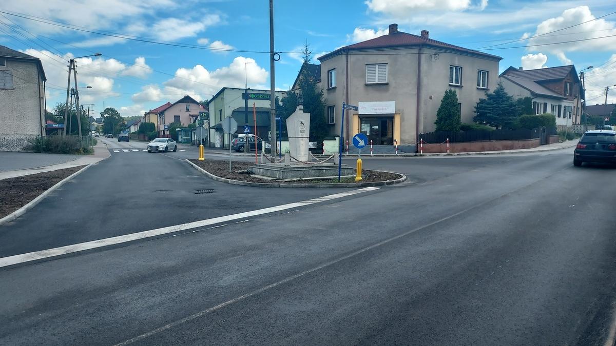 Skrzyżowanie w Jeleniu dostało drugie życie