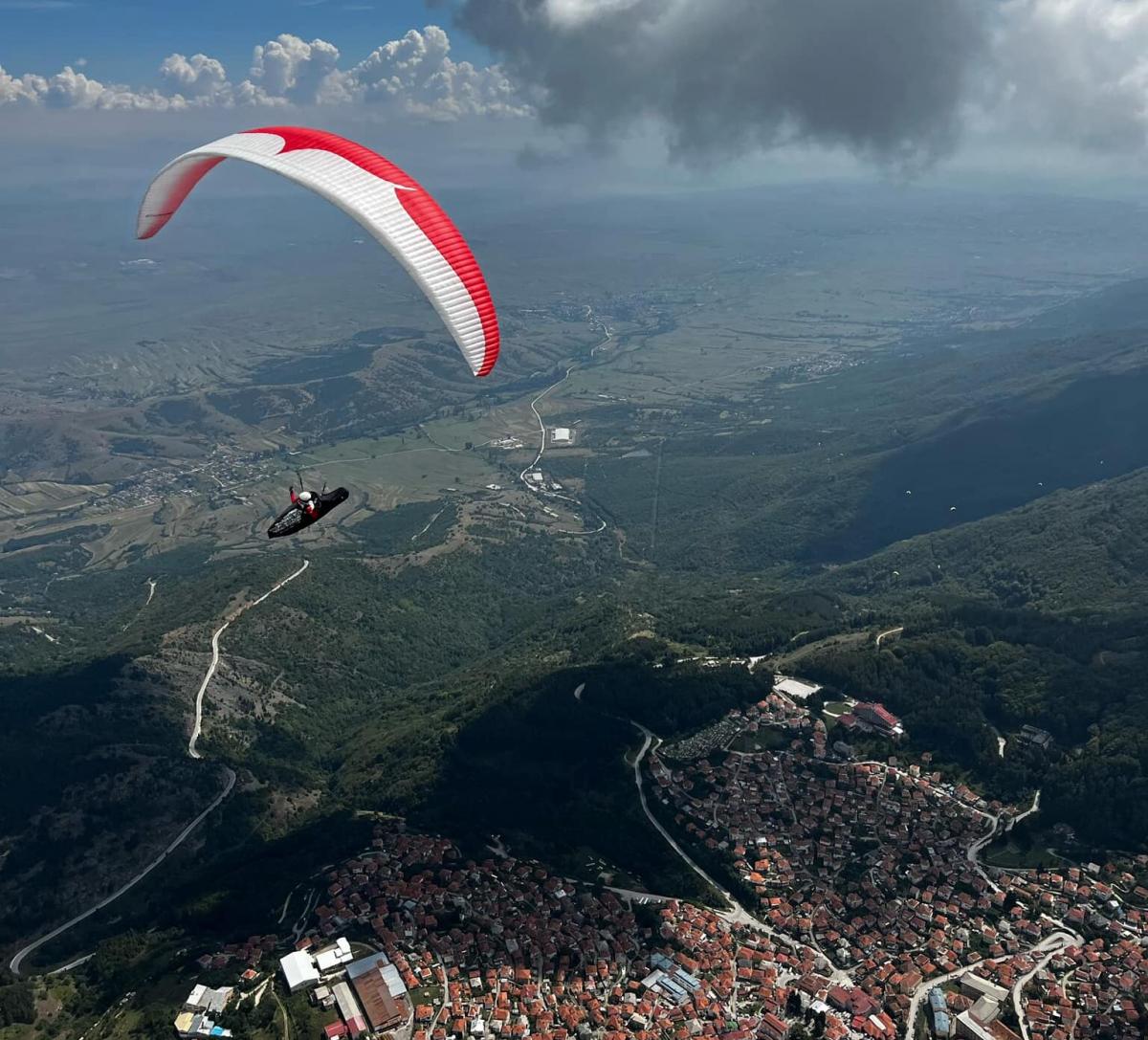 Jaworznianin ze srebrnym medalem paralotniowych mistrzostw Polski