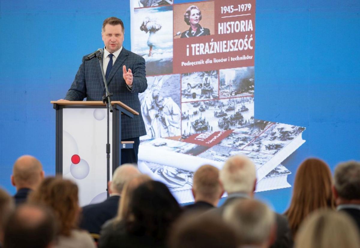Młodzieżowi radni zaniepokojeni kontrowersyjnym przedmiotem