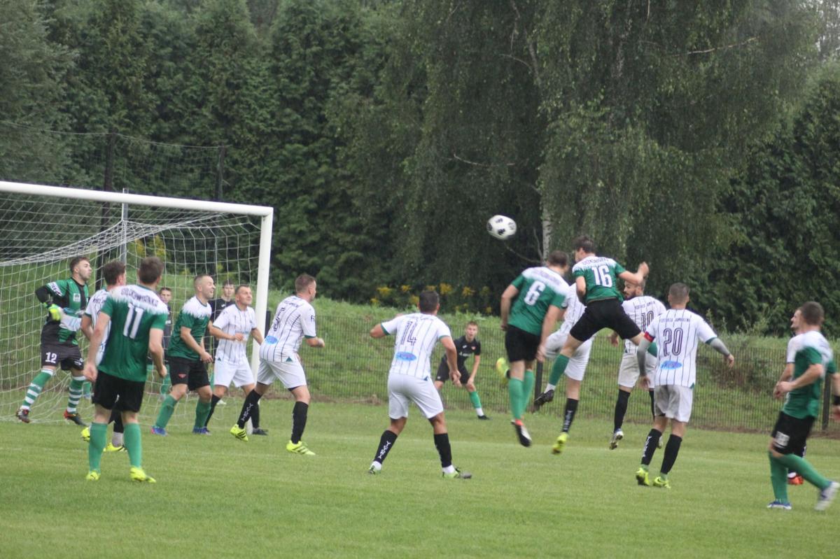 Rodzinne derby w Ciężkowicach