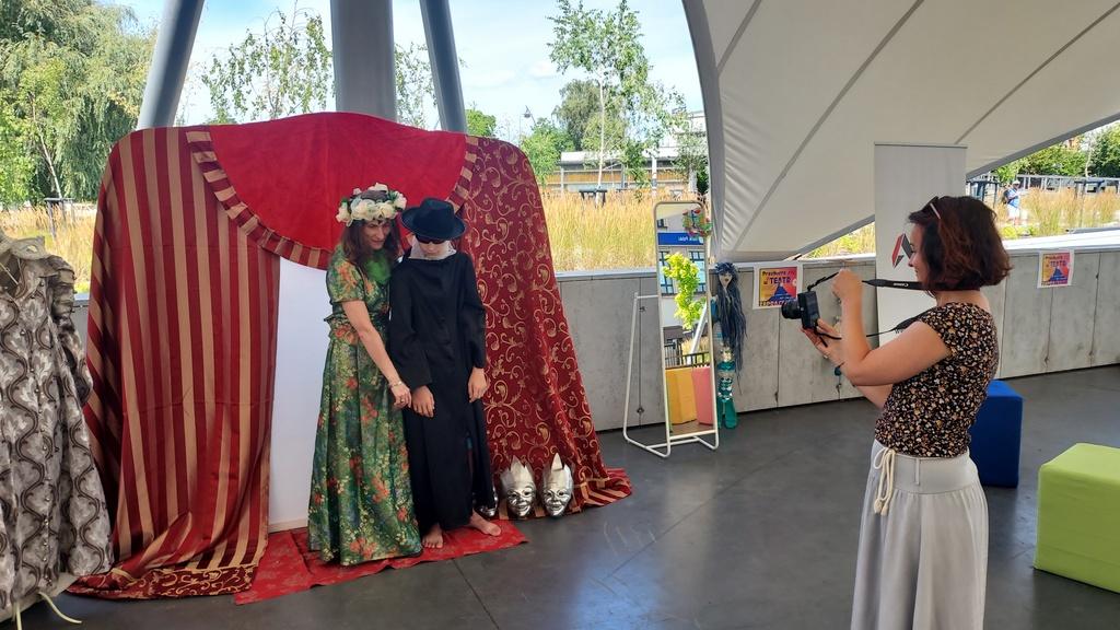 Przebierz się w TEATR, czyli kostiumowy konkurs pod płaszczką