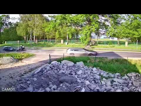 Dzieci zmarłego w wyniku wypadku motocyklisty poszukują świadków