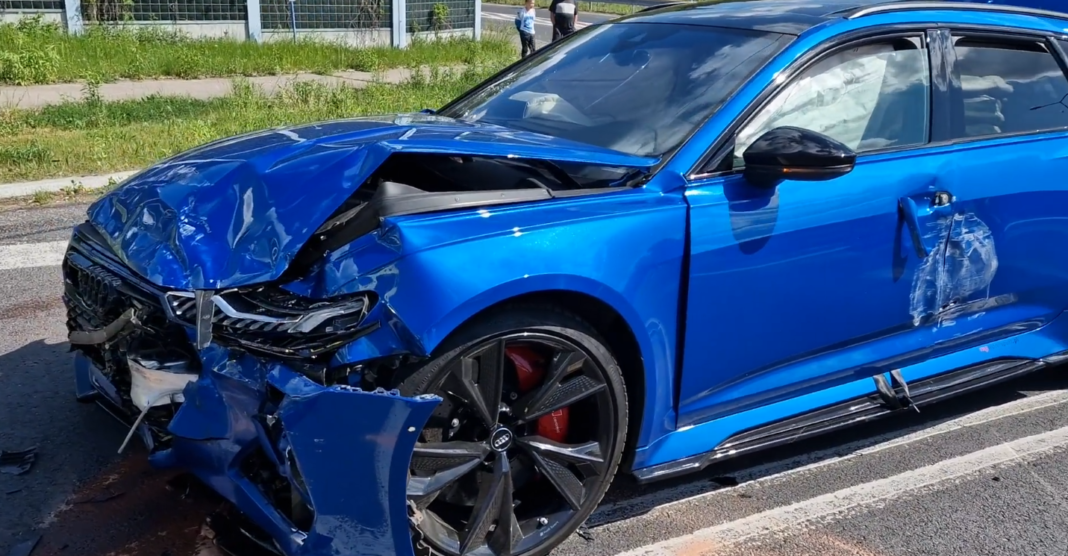Youtuber opowiada o wypadku wartym prawie 1 mln zł audi