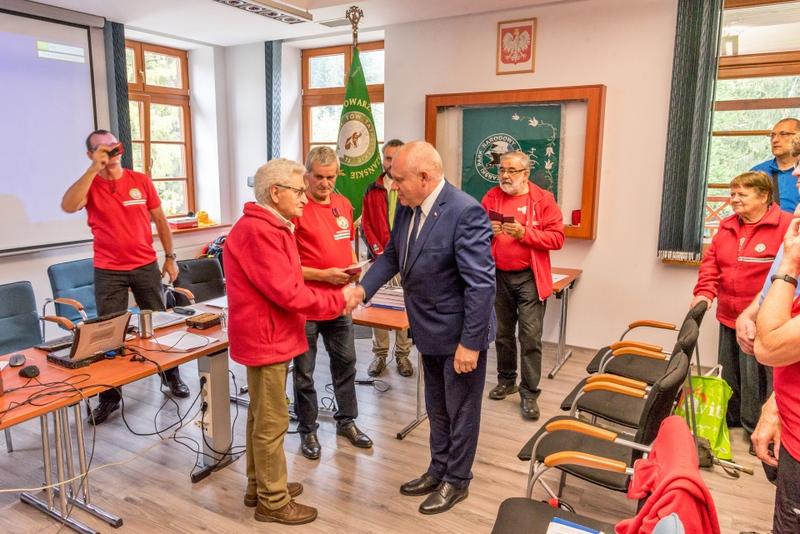 Odznaczenia państwowe otrzymali zasłużeni członkowie jaworznickiego PTT