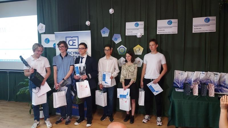 Jeden jaworznicki uczeń wyróżniony. Finał konkursu „Matematyczna Mini Matura„ w CKZiU za nami