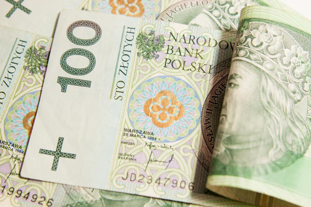 Pierwsze przelewy w ramach „żłobkowego”