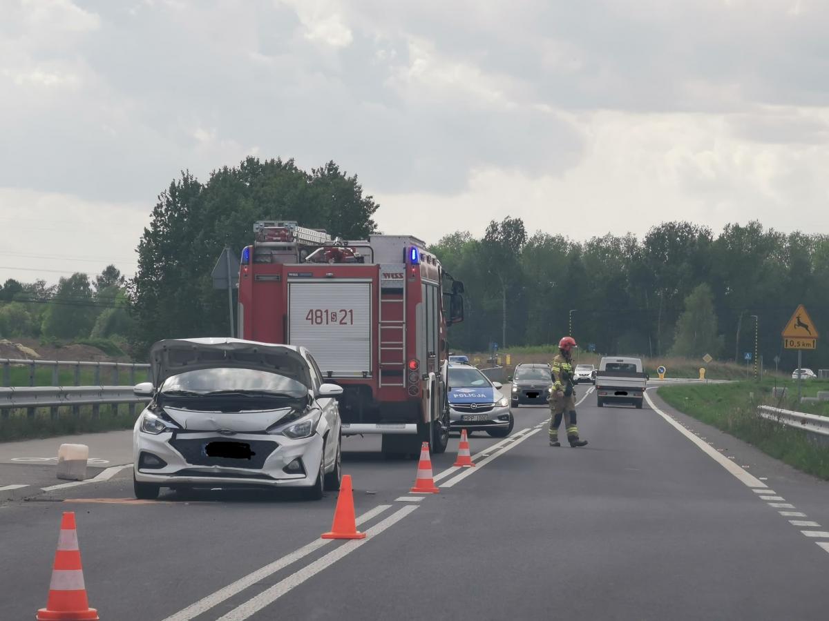 Kolizja z udziałem 3 samochodów przy Geosferze