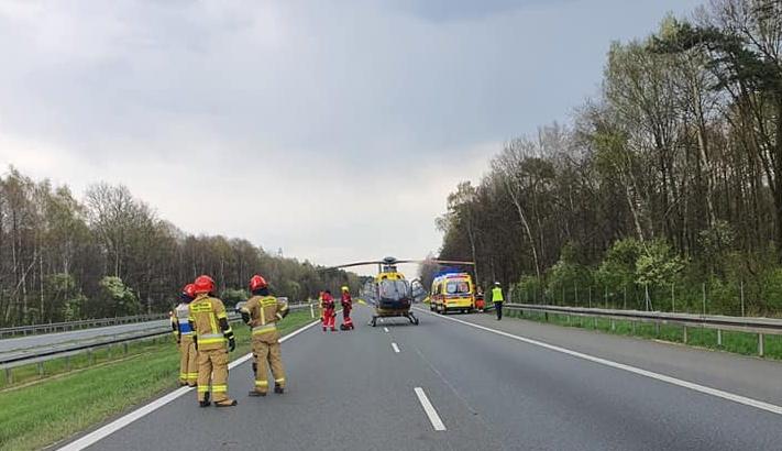 Kolizja na autostradzie A4. Interweniowało LPR