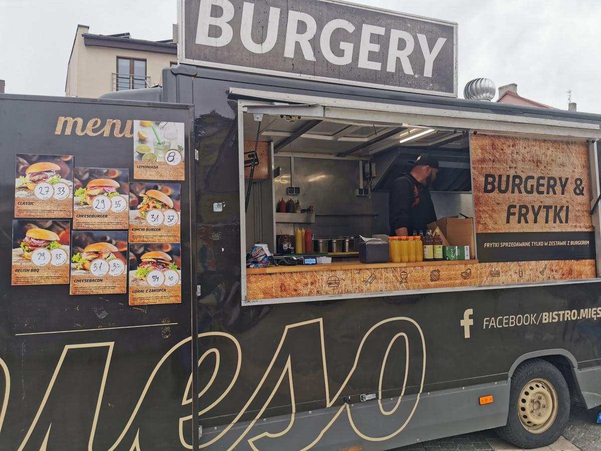Food Trucki w Jaworznie od dzisiaj na naszym rynku