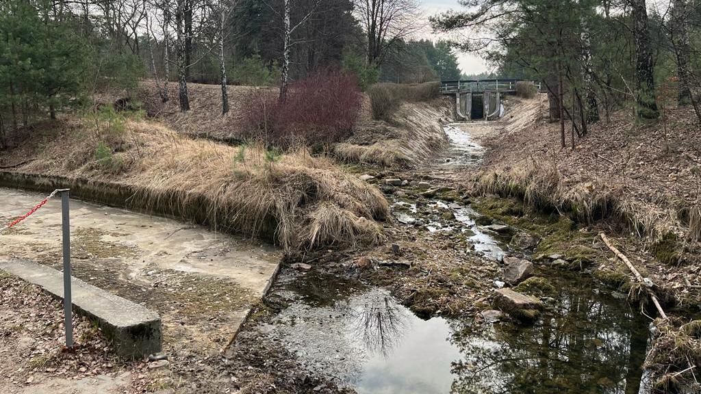 Tykająca bomba ekologiczna grozi skażeniem ujęć wody pitnej dla mieszkańców woj. śląskiego - Dąbrowy Górniczej, Sławkowa, Sosnowca i Jaworzna.