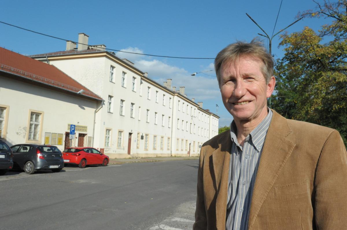 Jerzy Nieużyła apeluje do mieszkańców Jaworzna w sprawie dworca PKP w Szczakowej