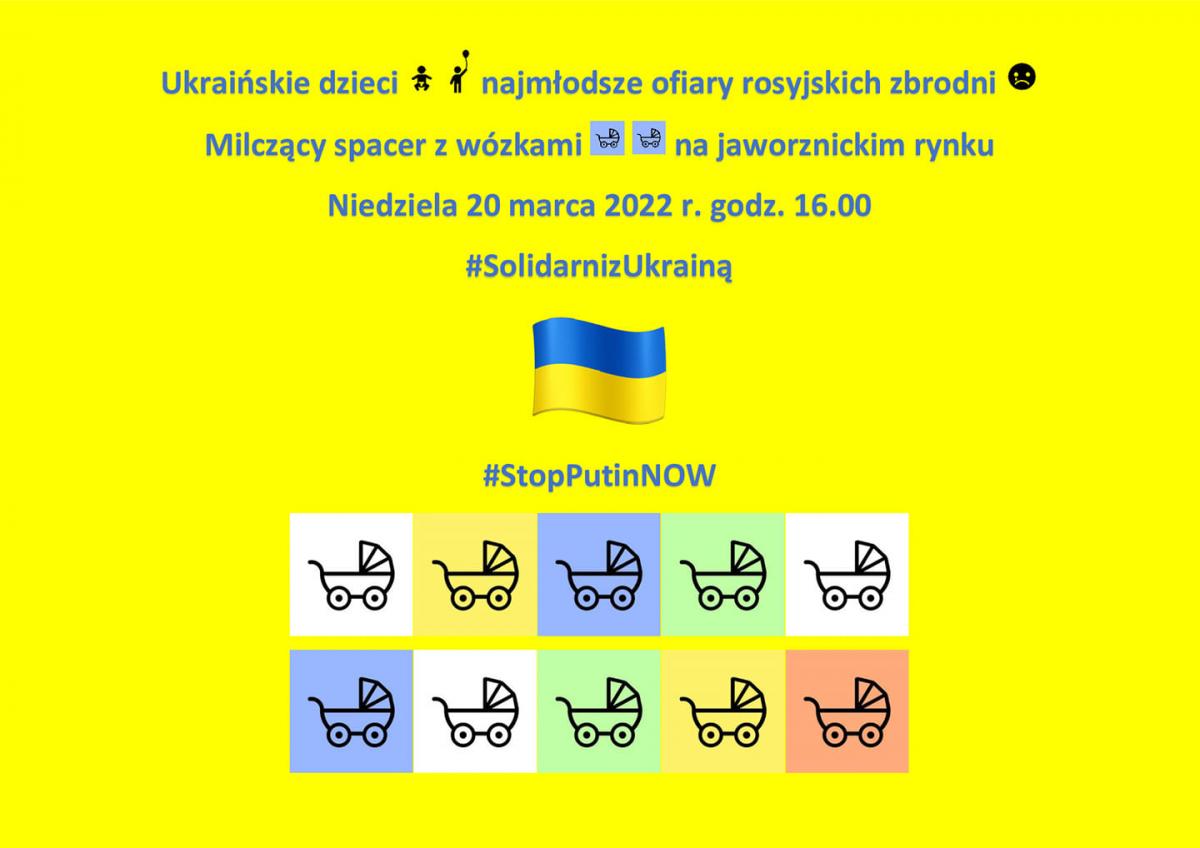 #SolidarnizUkrainą. Milczący spacer z wózkami na rynku