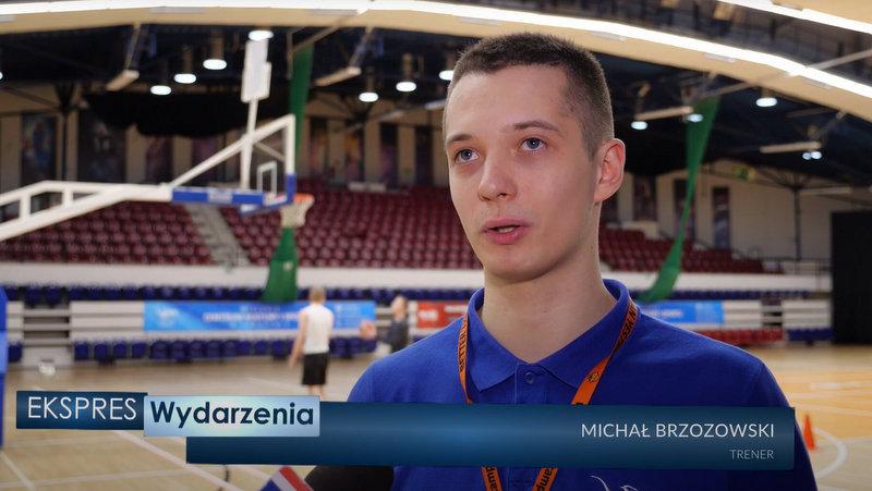 Trener Michał Brzozowski jest dumny z koszykarzy MCKiSu Jaworzno