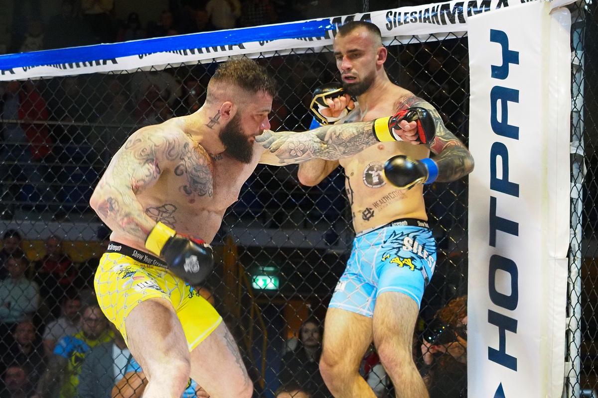 Relacja z debiutanckiej walki Dawida Siwka podczas gali SILESIAN MMA 5 [WIDEO]