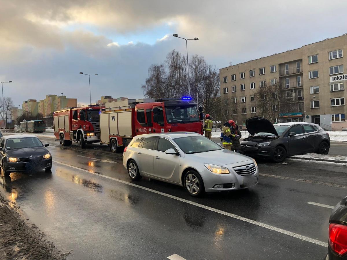 Ślisko na drogach. Od rana miały miejsce dwie kolizje