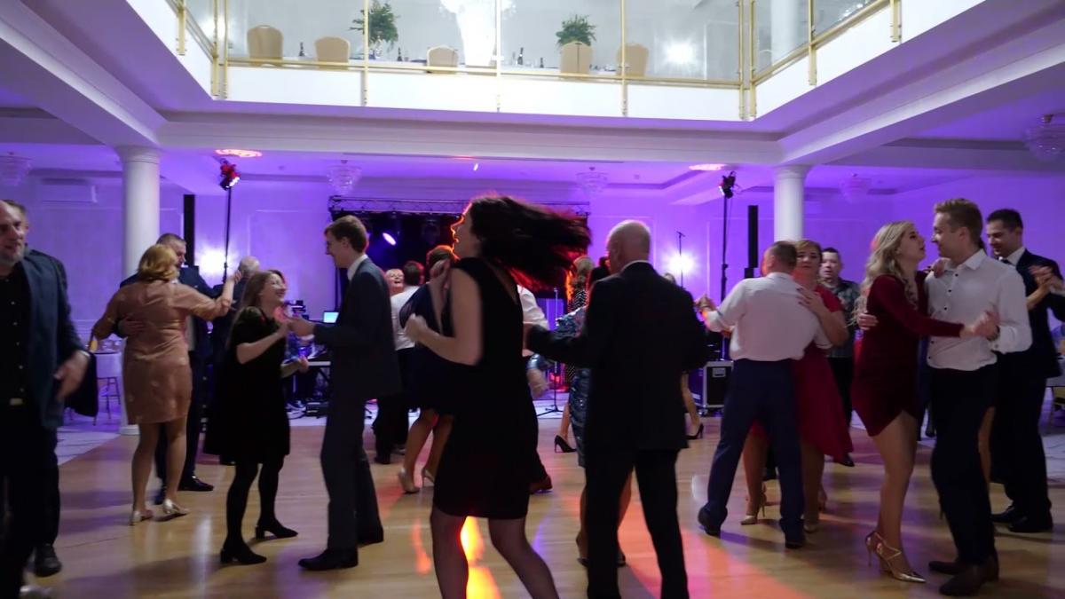 Sylwester 2021/2022: Zabawa sylwestrowa w Hotelu Wodnik na Sosinie