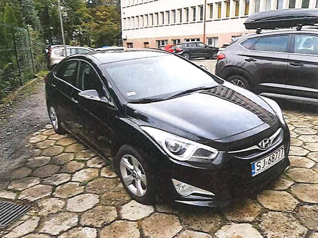 Służbowa limuzyna władzy na sprzedaż [Zdjęcia]