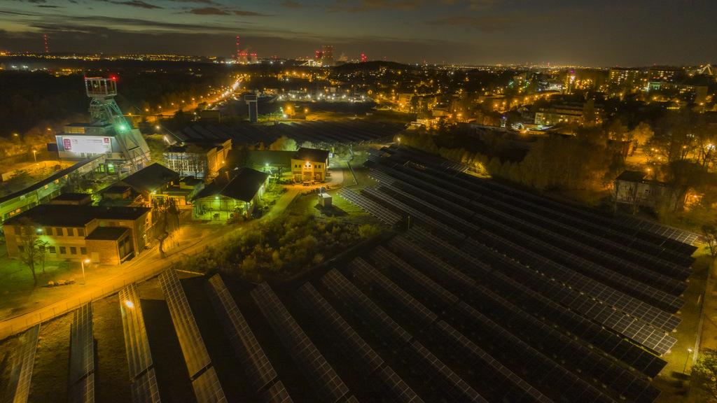 Fotowoltaiczna farma TAURONA w Jaworznie w dwa miesiące przed terminem przekroczyła próg rocznej produktywności