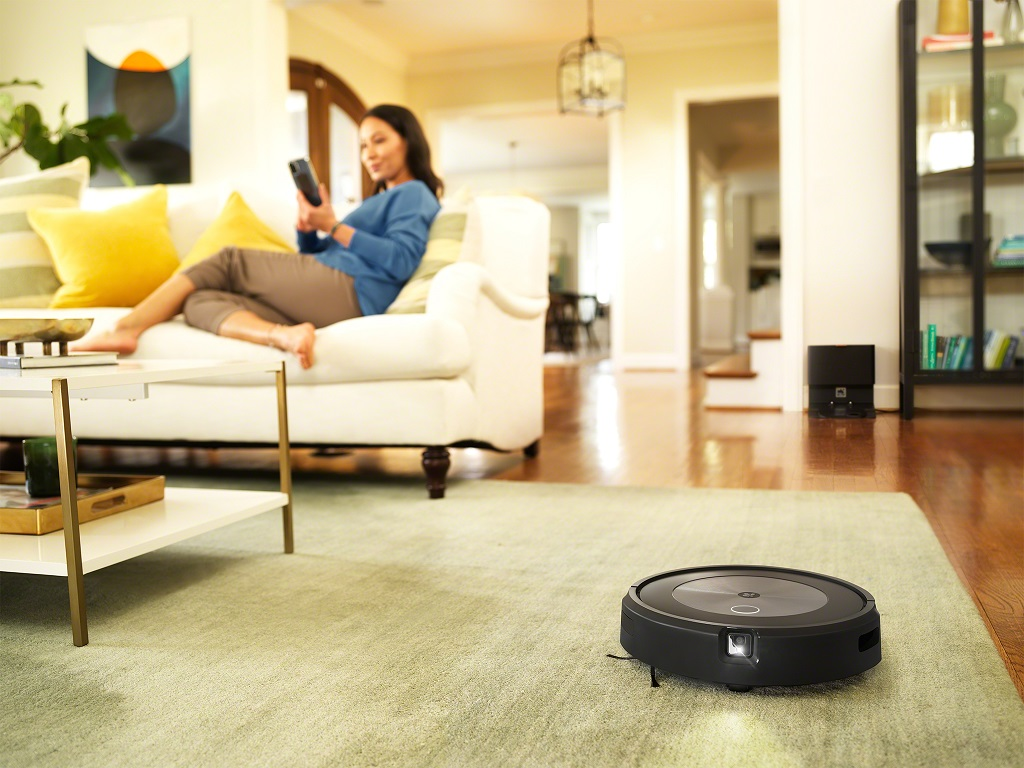 Roboty sprzątające. Czym różnią się modele tańsze od droższych? Sprawdziliśmy