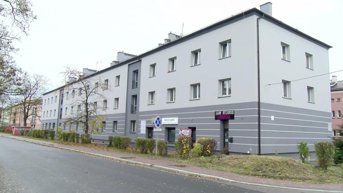 Coraz więcej budynków mieszkalnych w Jaworznie zaczyna wyglądać pięknie