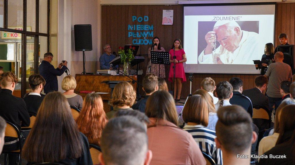 Jubileusz 75-lecia istnienia ZSP 3 w Jaworznie, zwieńczony poruszającym koncertem