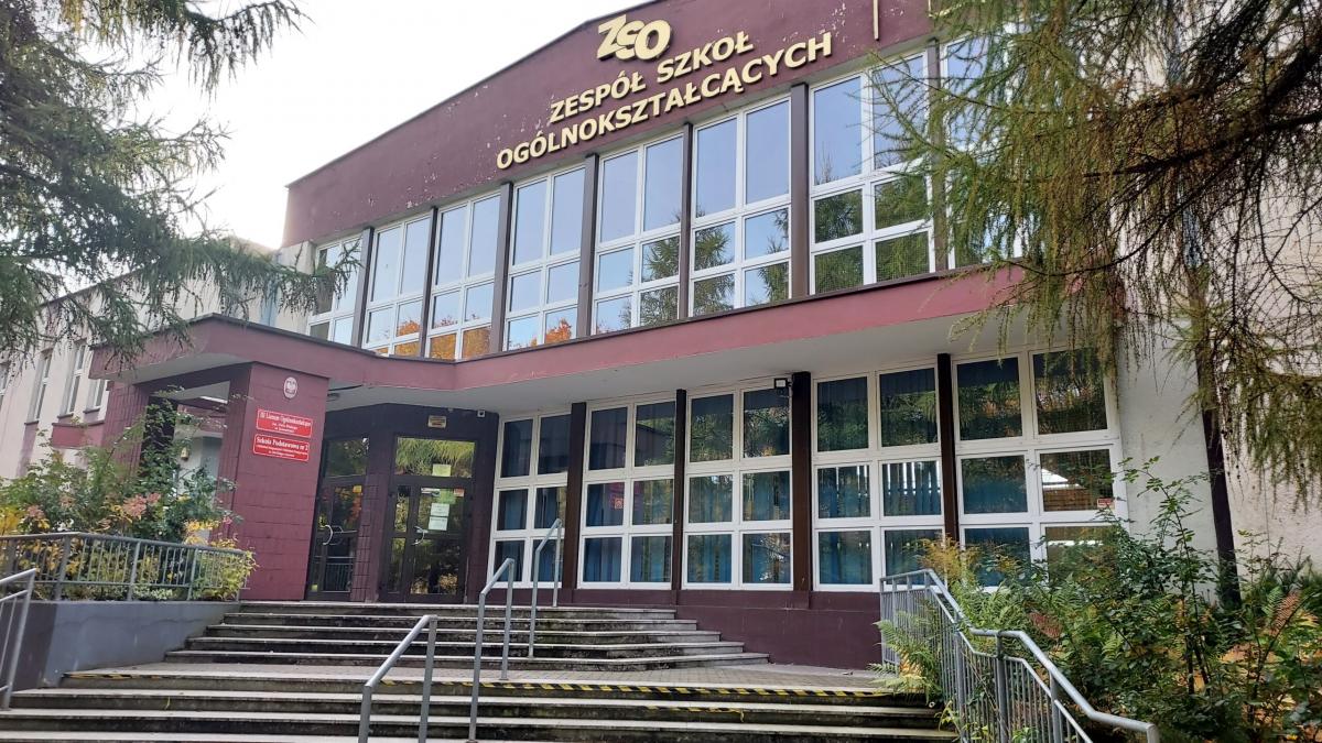 Ognisko koronawirusa w Zespole Szkół Ogólnokształcących na Podłężu