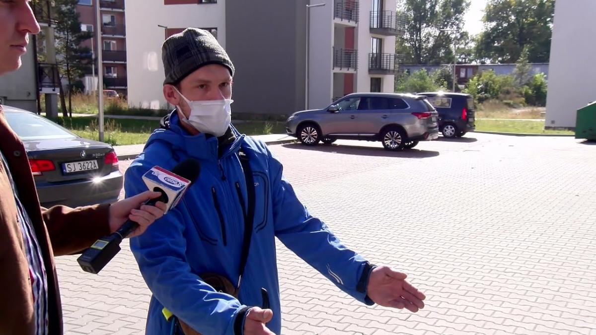Wiata na śmieci problematyczna dla mieszkańców ul. Azot 6
