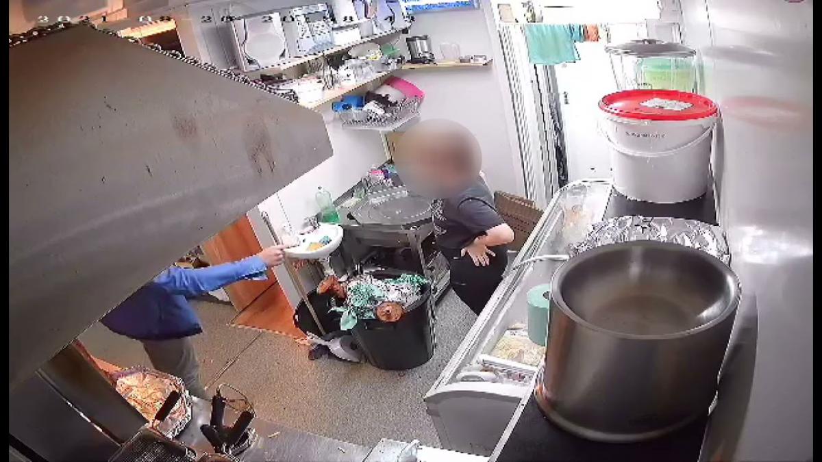 Pijany jaworznianin napadł na obsługę kebaba
