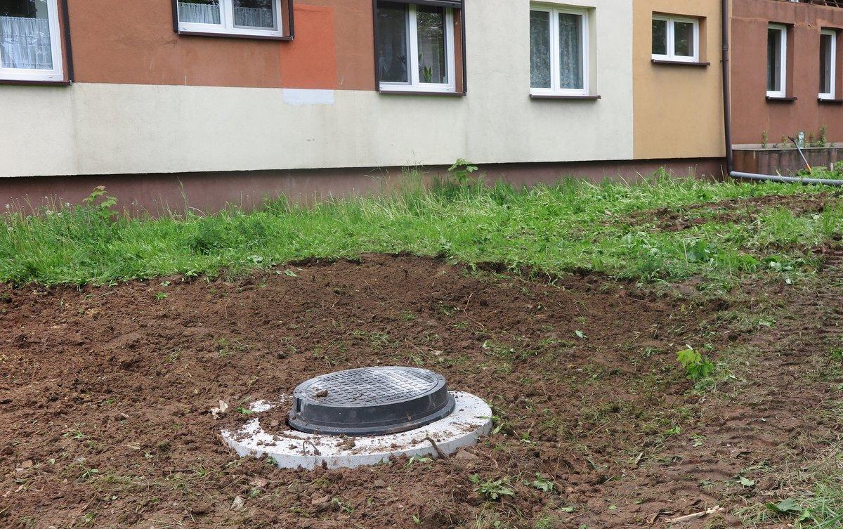 Studzienka do której wpadł chłopiec, została naprawiona. Mogło to się skończyć tragicznie