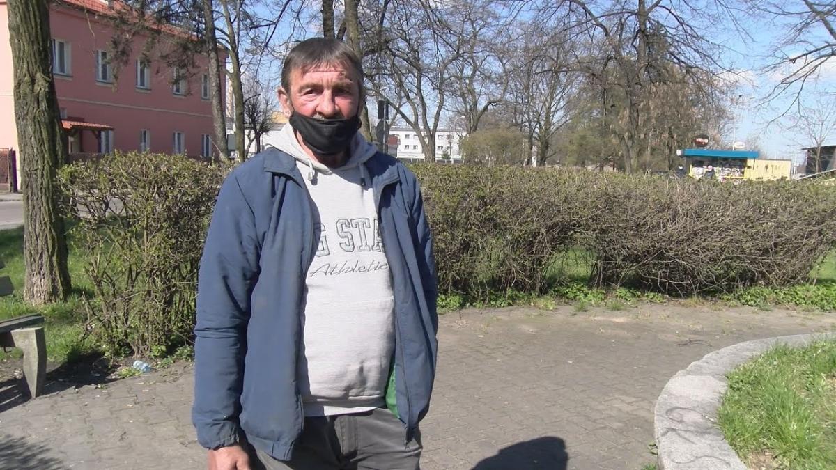Życie bezdomnego Ignacego dzięki pomocy ludzi się zmienia - „zaczynam pracę, nie mogę w to uwierzyć”