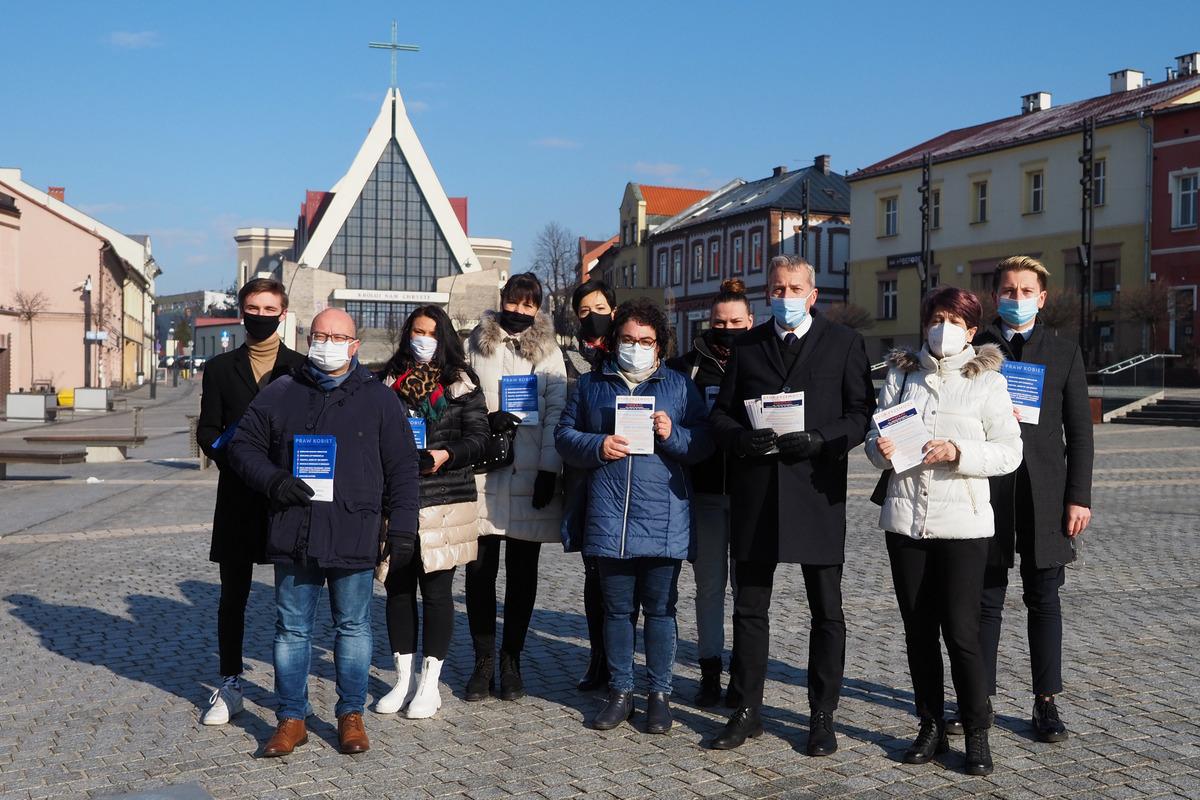 Pakiet Praw Kobiet – od PO i Młodych Demokratów